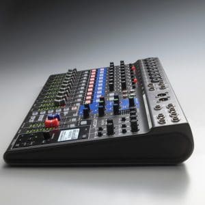 Consola de 12 canales LiveTrack L12 Zoom - Image 4